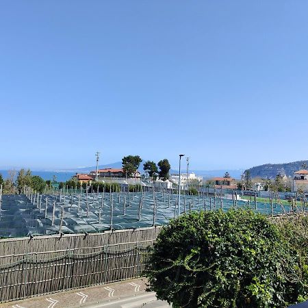 Rota Suites Sorrent Exterior foto