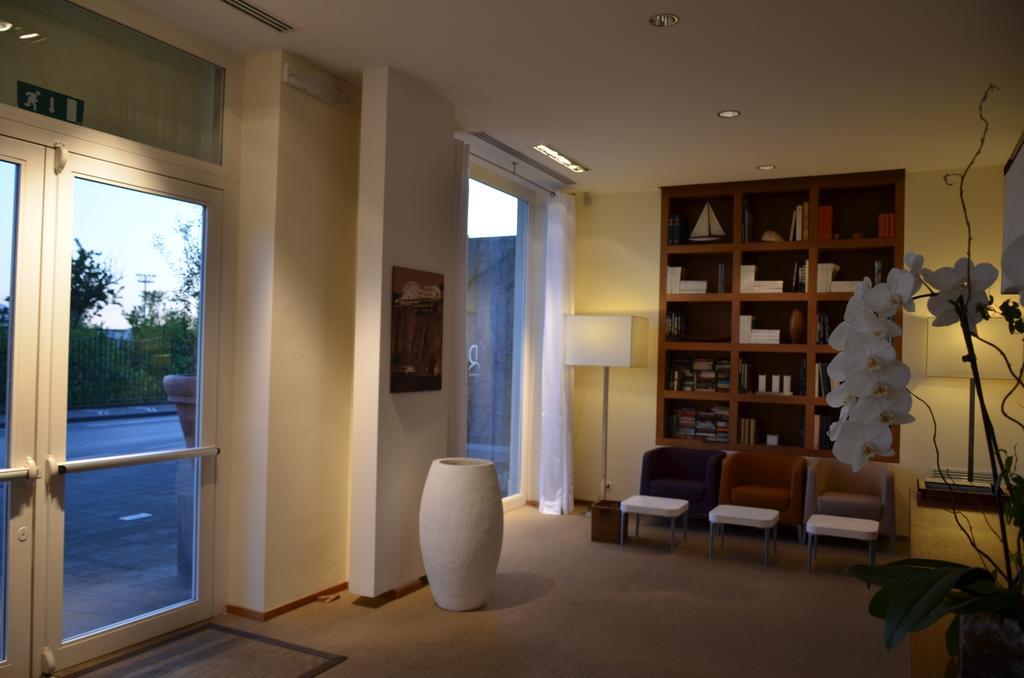 Rota Suites Sorrent Exterior foto