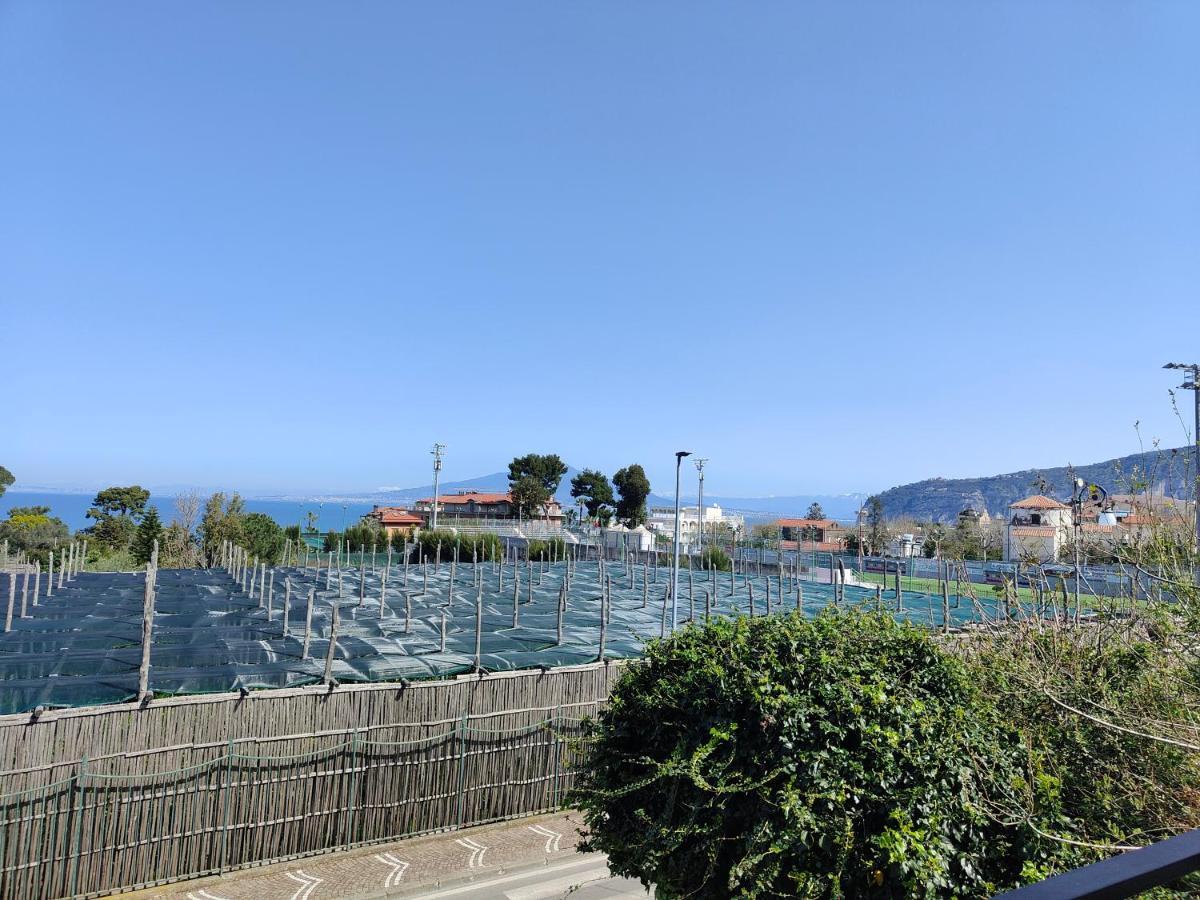 Rota Suites Sorrent Exterior foto