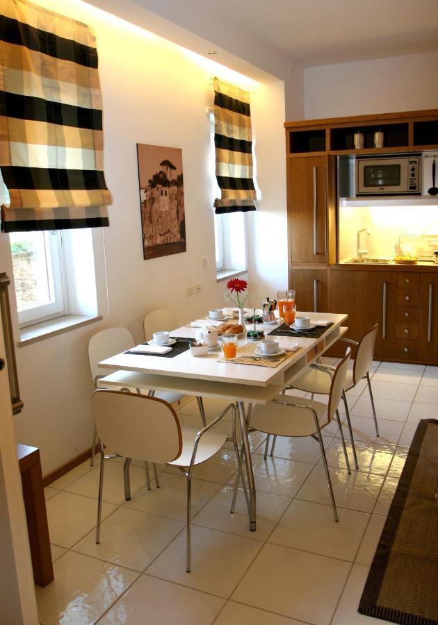 Rota Suites Sorrent Exterior foto