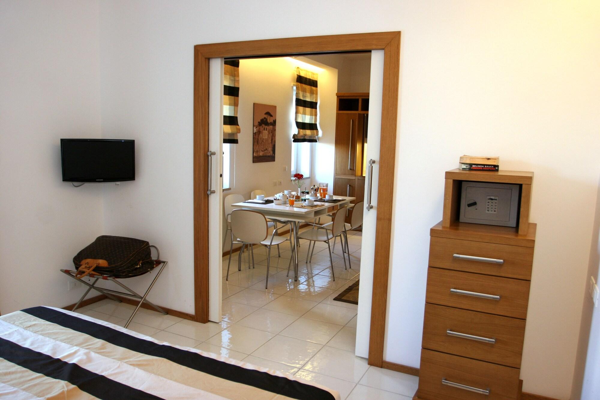 Rota Suites Sorrent Exterior foto