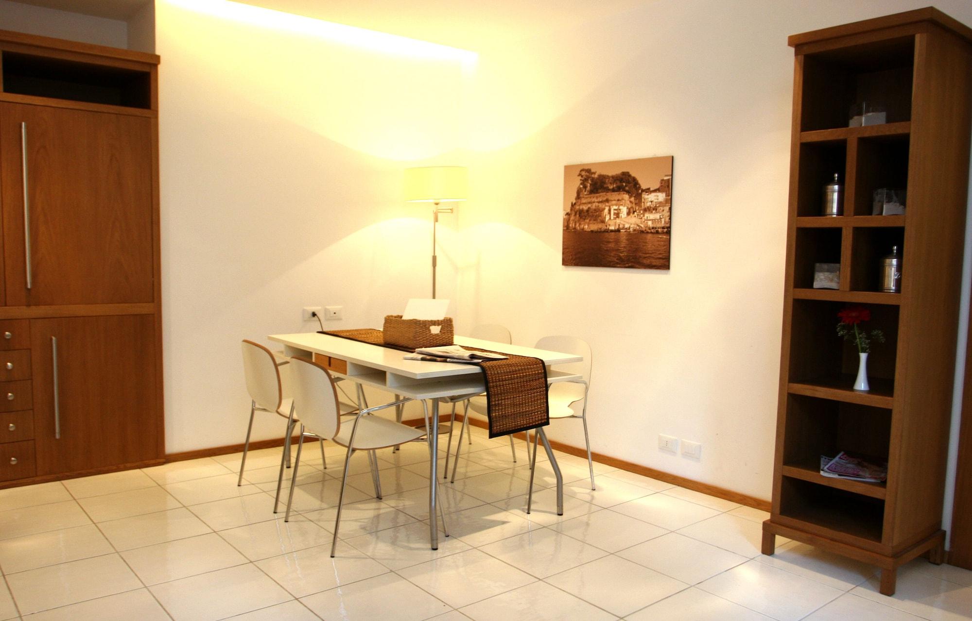 Rota Suites Sorrent Exterior foto