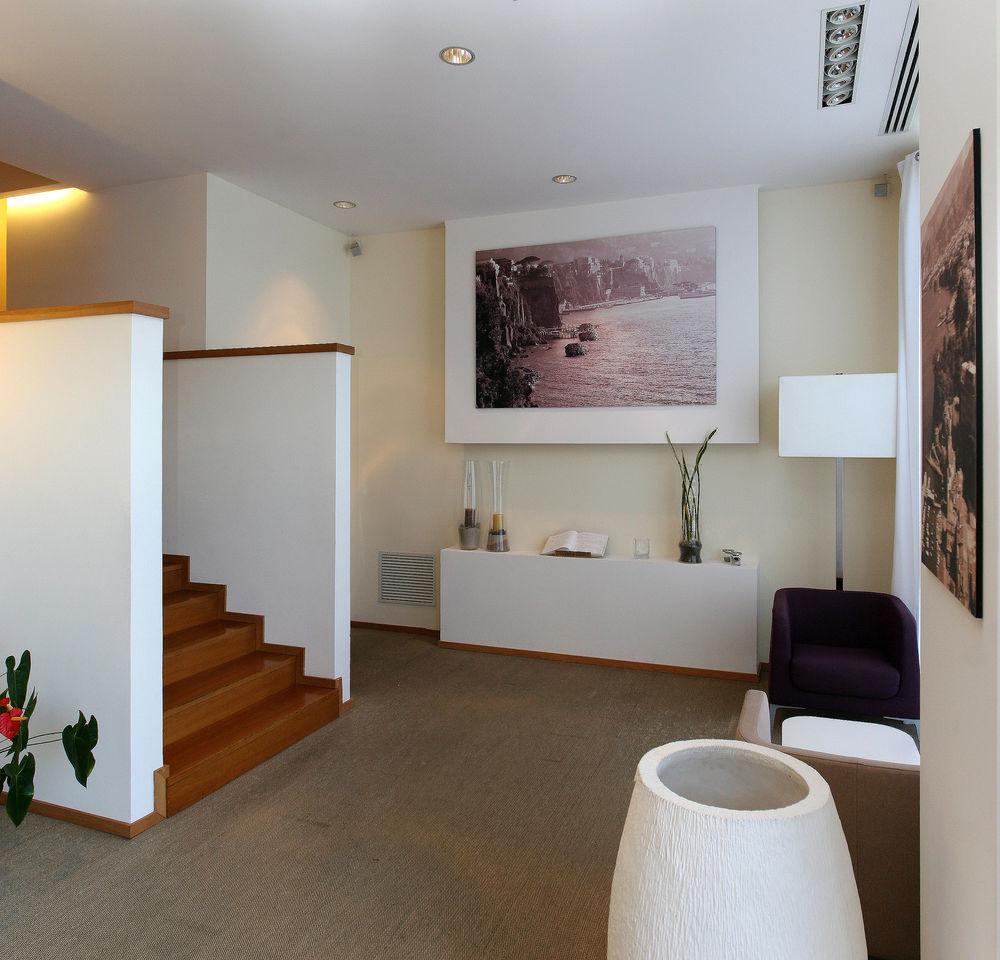 Rota Suites Sorrent Exterior foto
